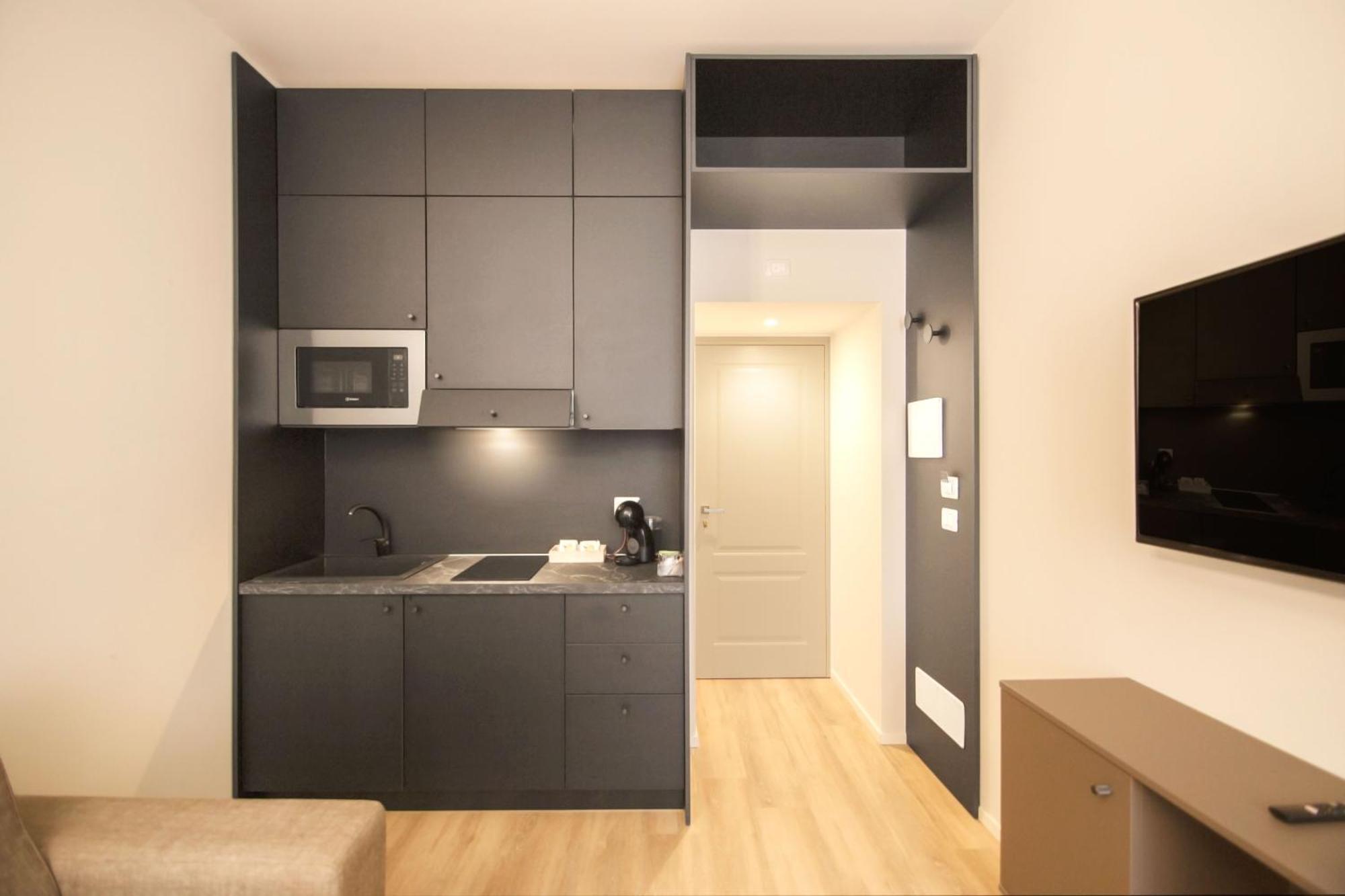 Palazzo Bellocchi - Suites & Apartments Bríndisi Habitación foto