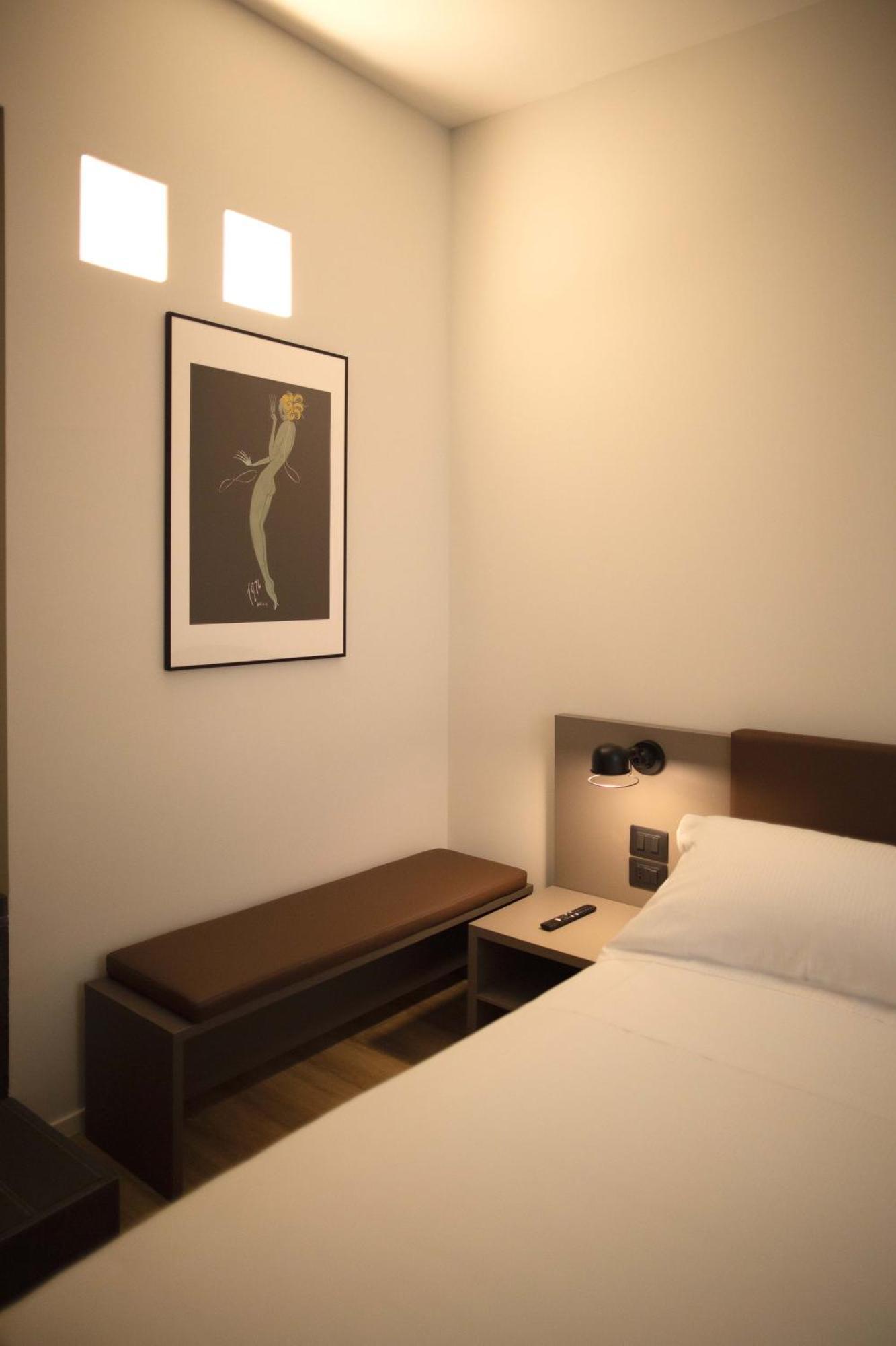 Palazzo Bellocchi - Suites & Apartments Bríndisi Habitación foto